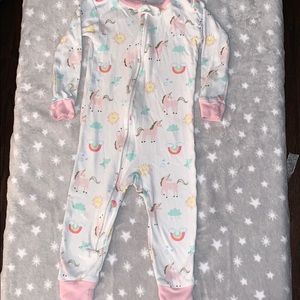 6 Adorable girl jammies and tops